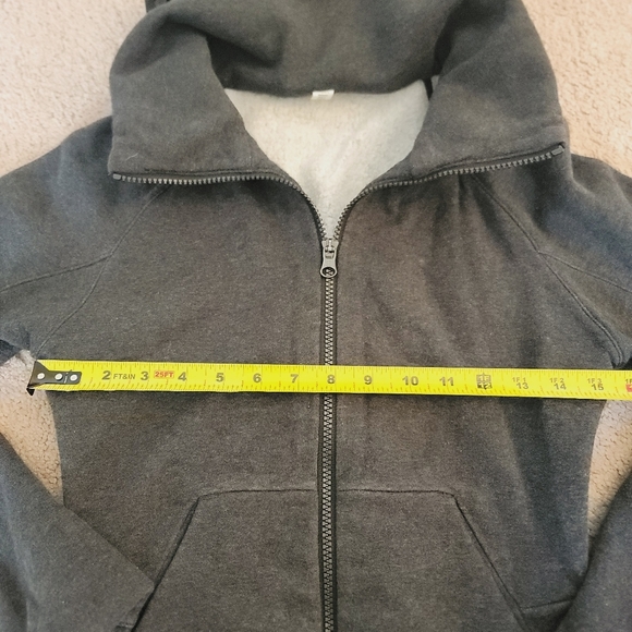 Lululemon &go Destination Hoodie 4 - Picture 9 of 13